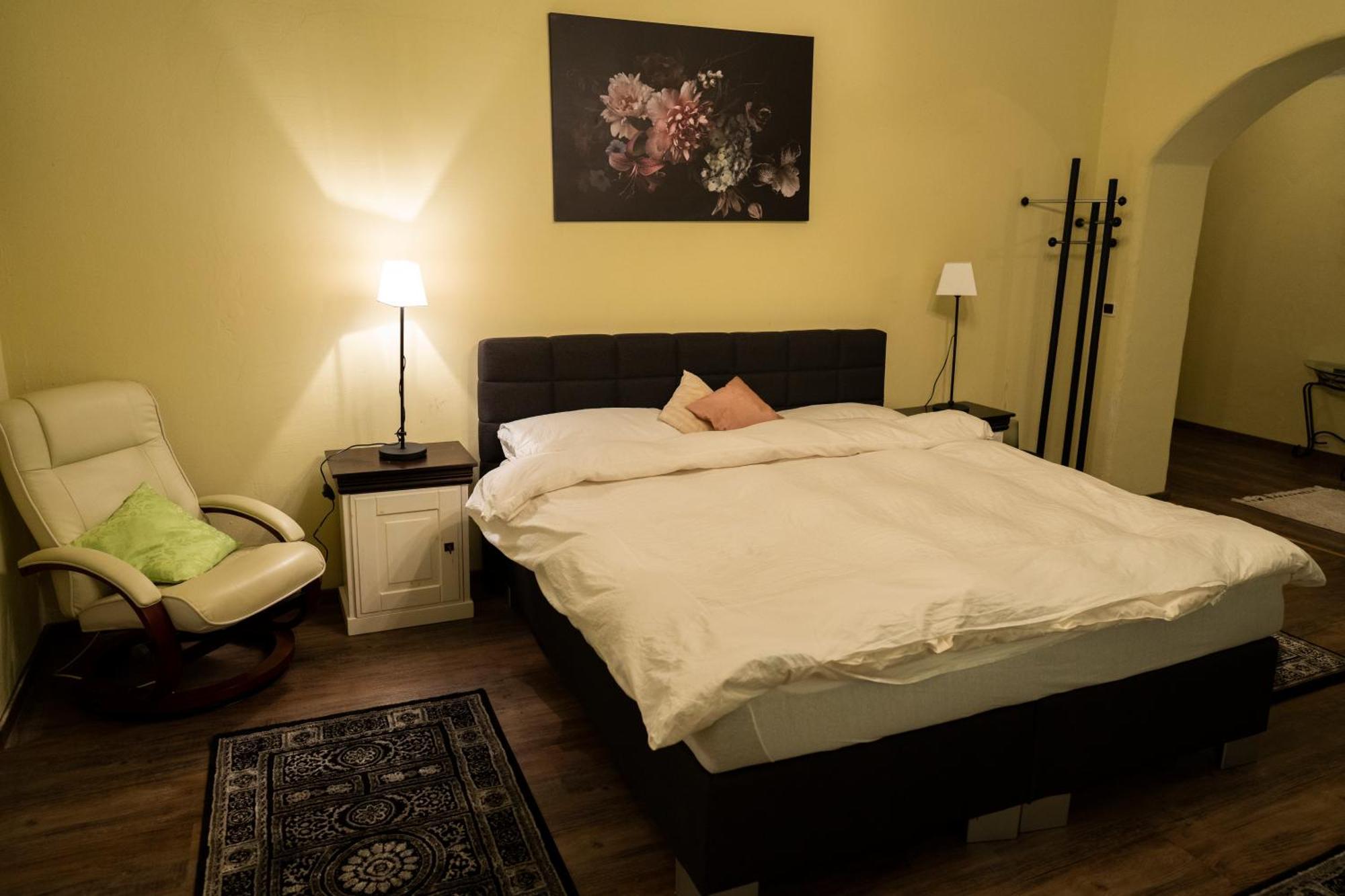 Hotel Und Restaurant Halbinsel Блискастел Екстериор снимка